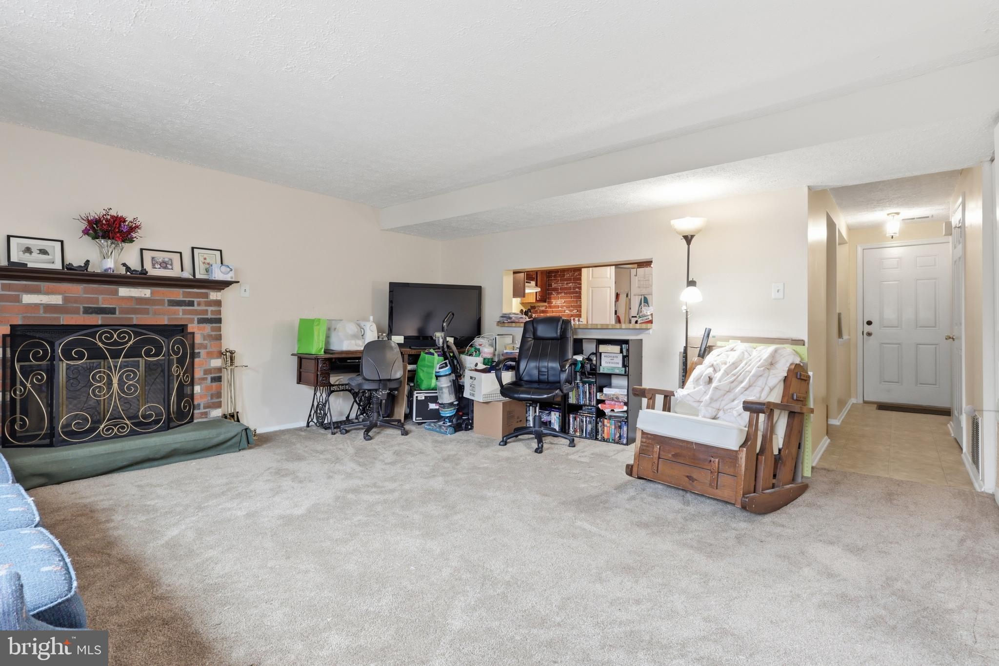 GLADE TOWN - Residential