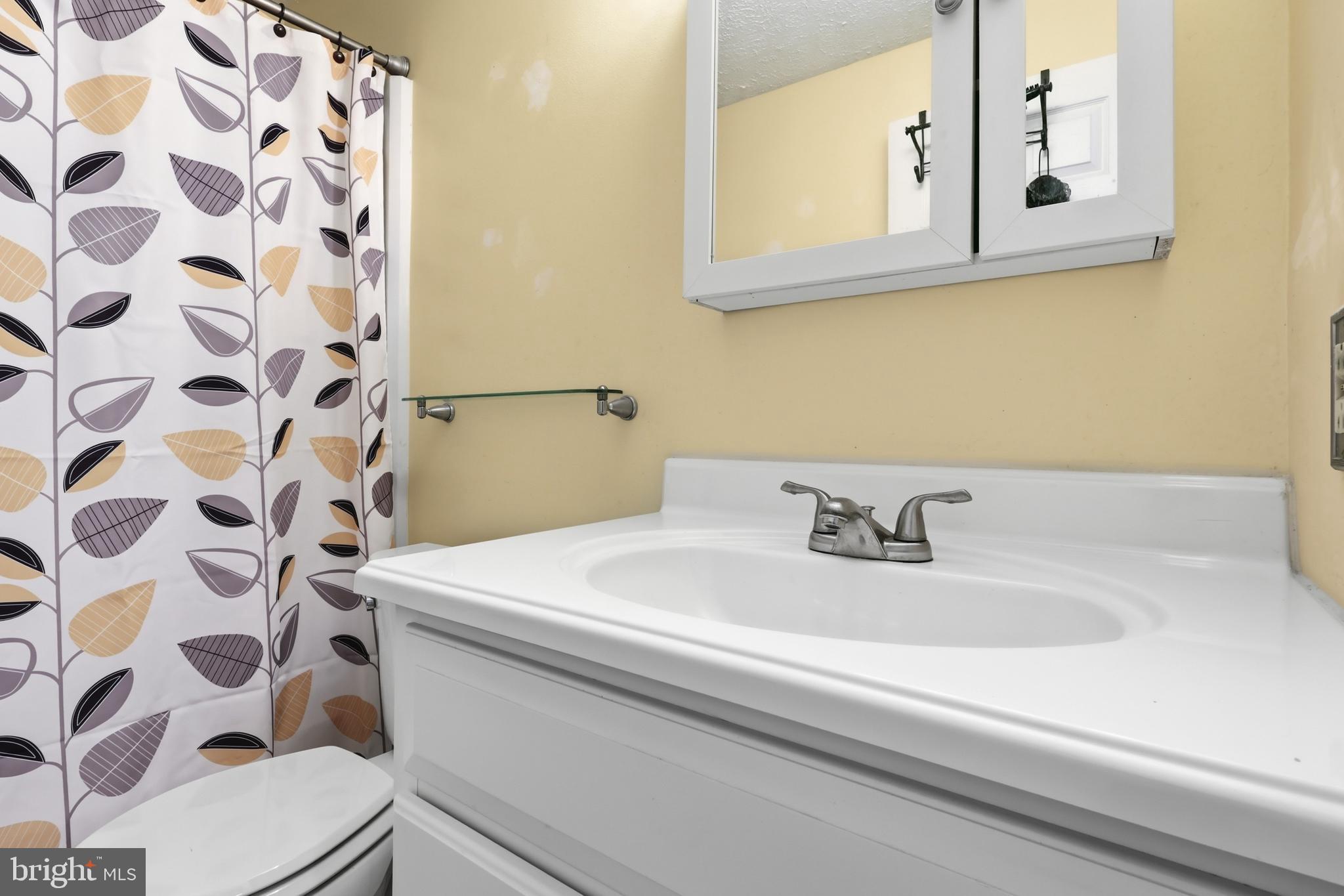 GLADE TOWN - Residential