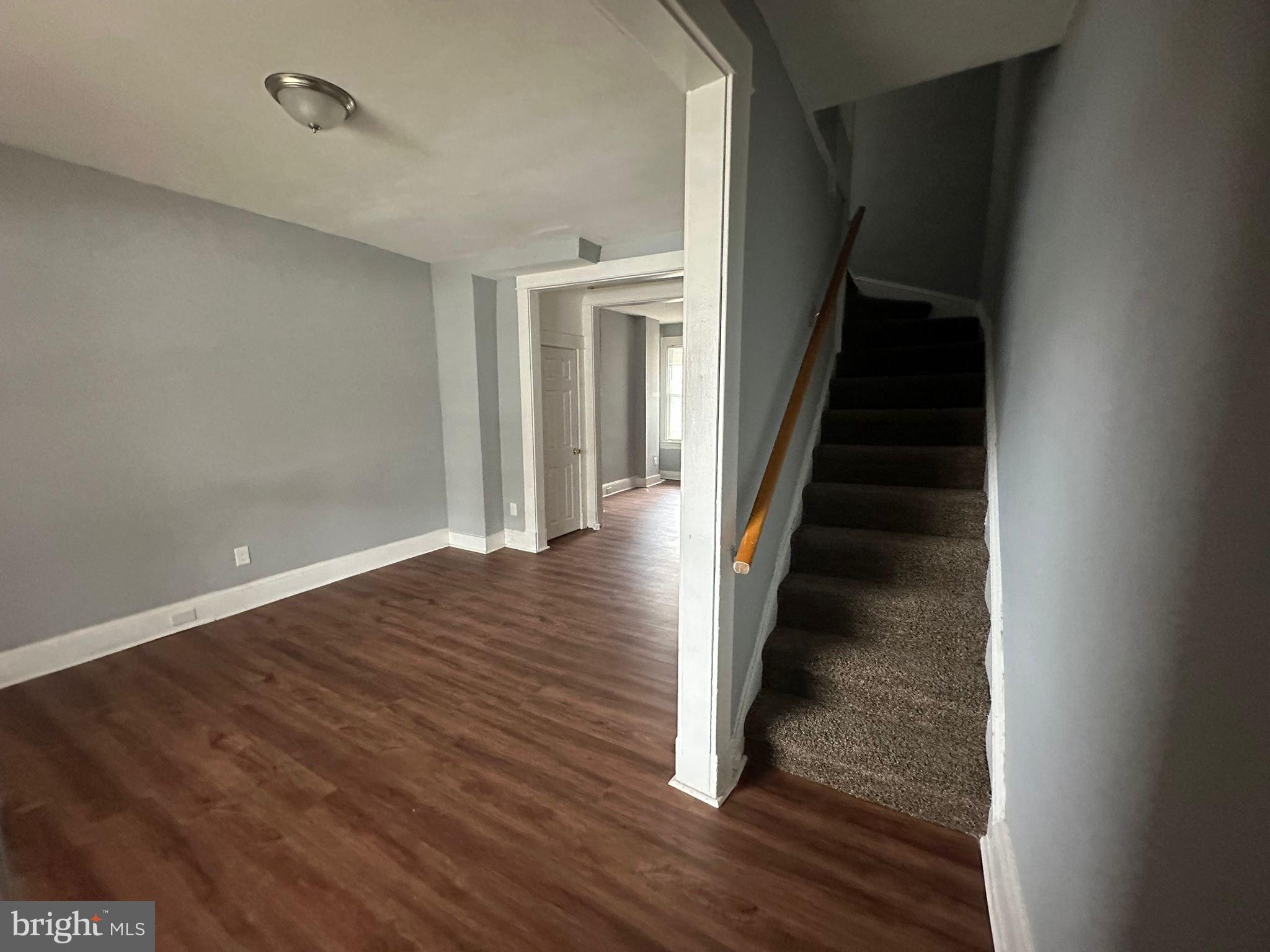 PARK CIRCLE - Residential