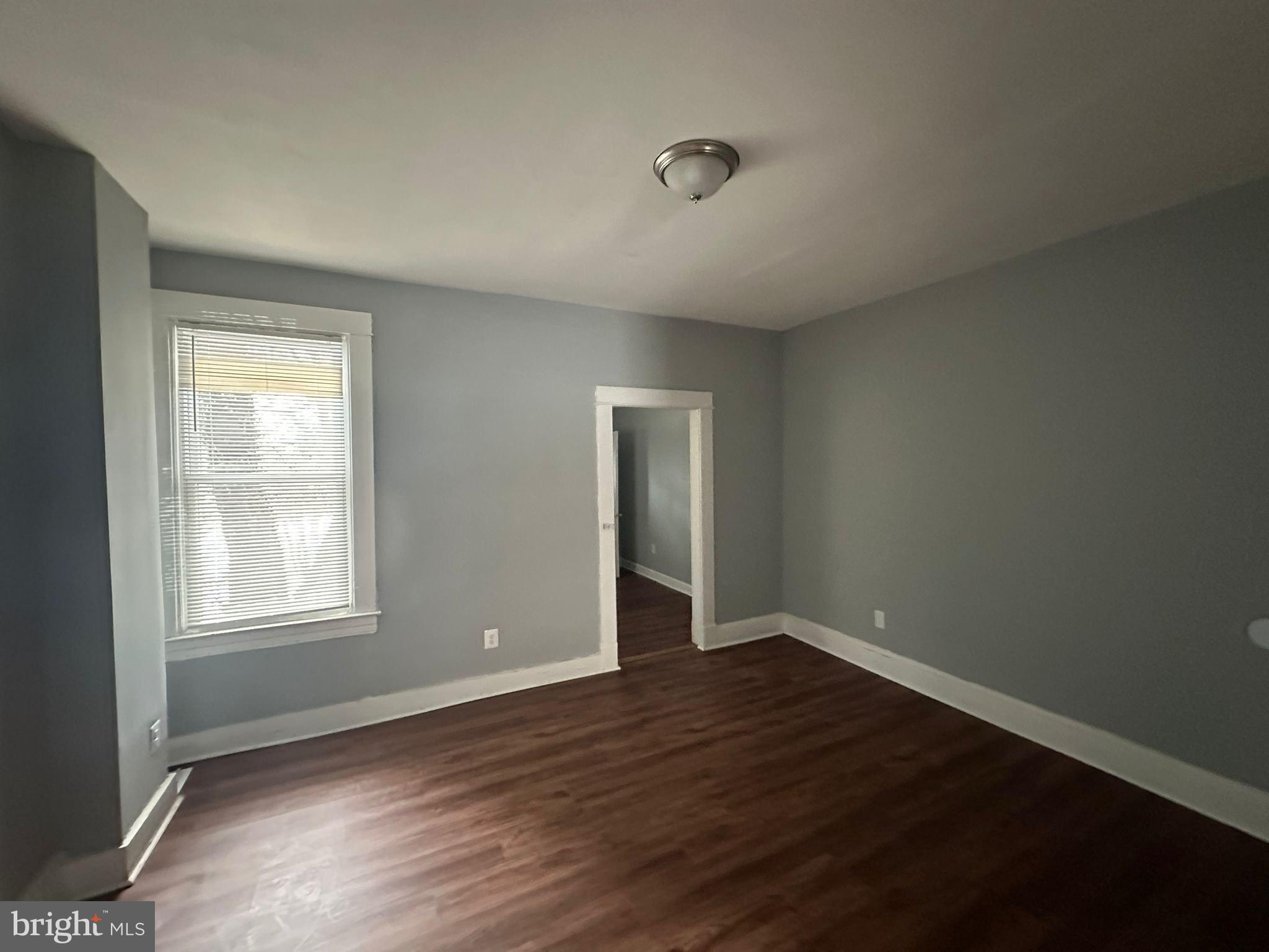 PARK CIRCLE - Residential