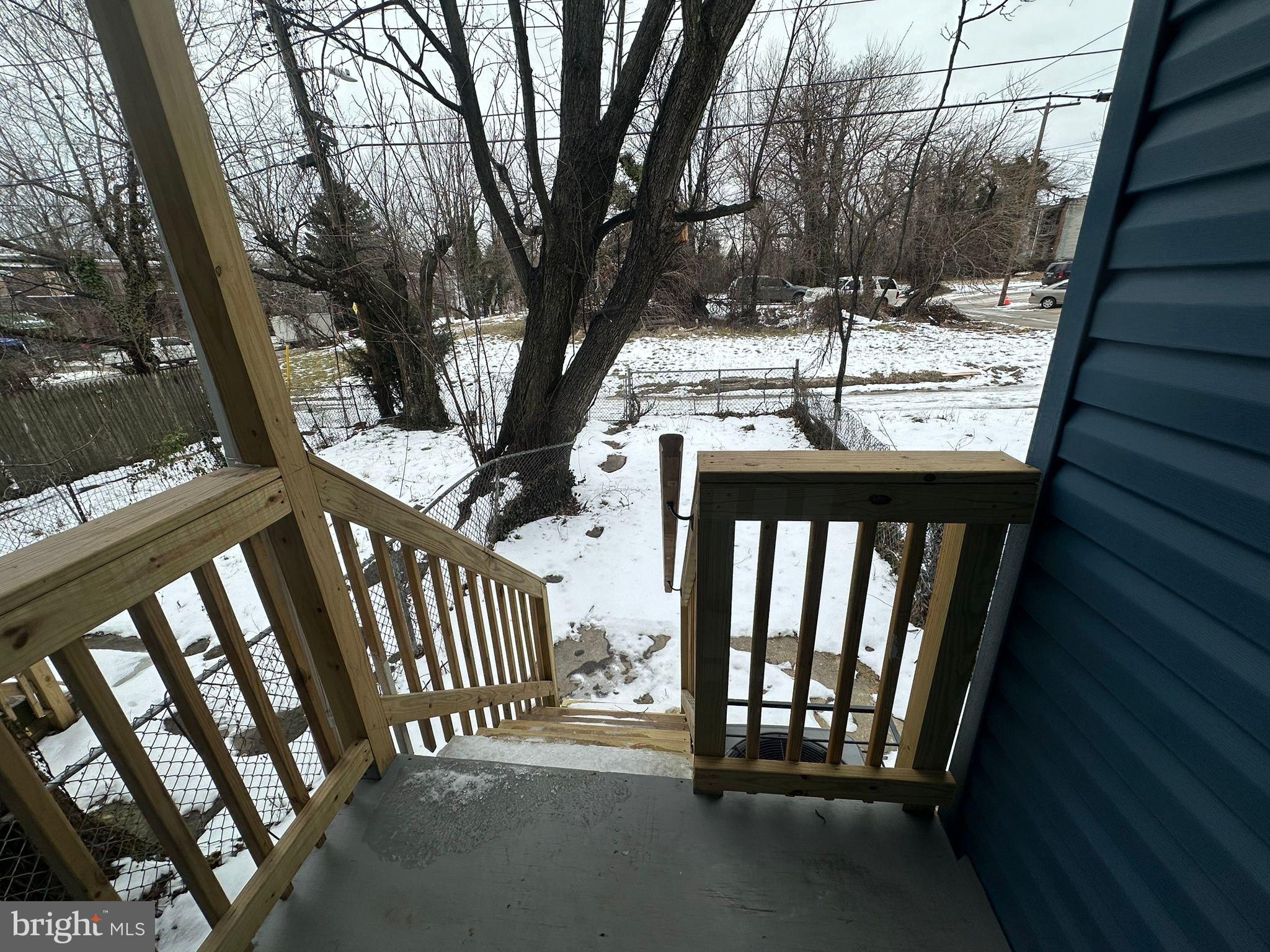 PARK CIRCLE - Residential