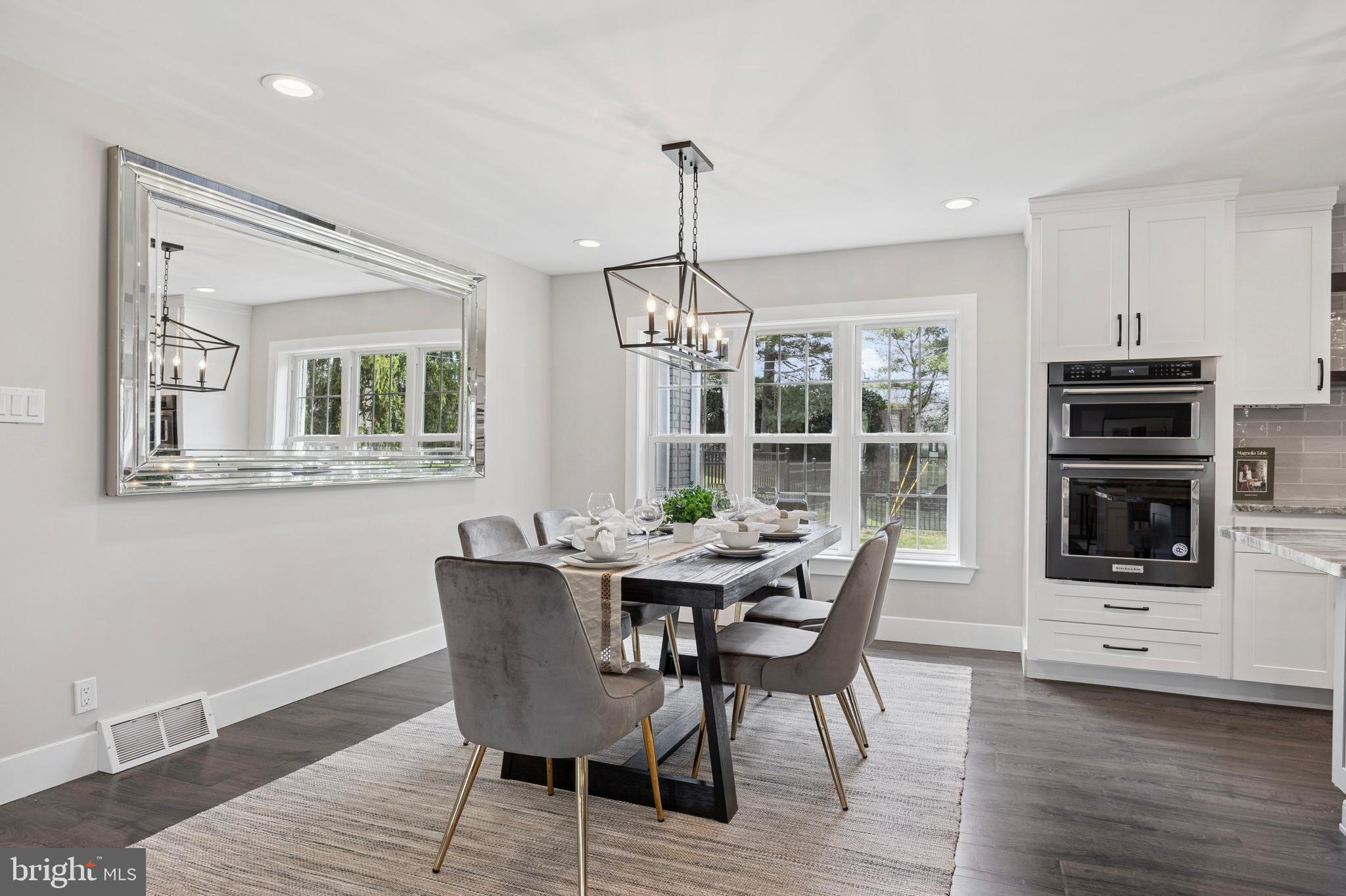 BEATTY HILLS - Residential