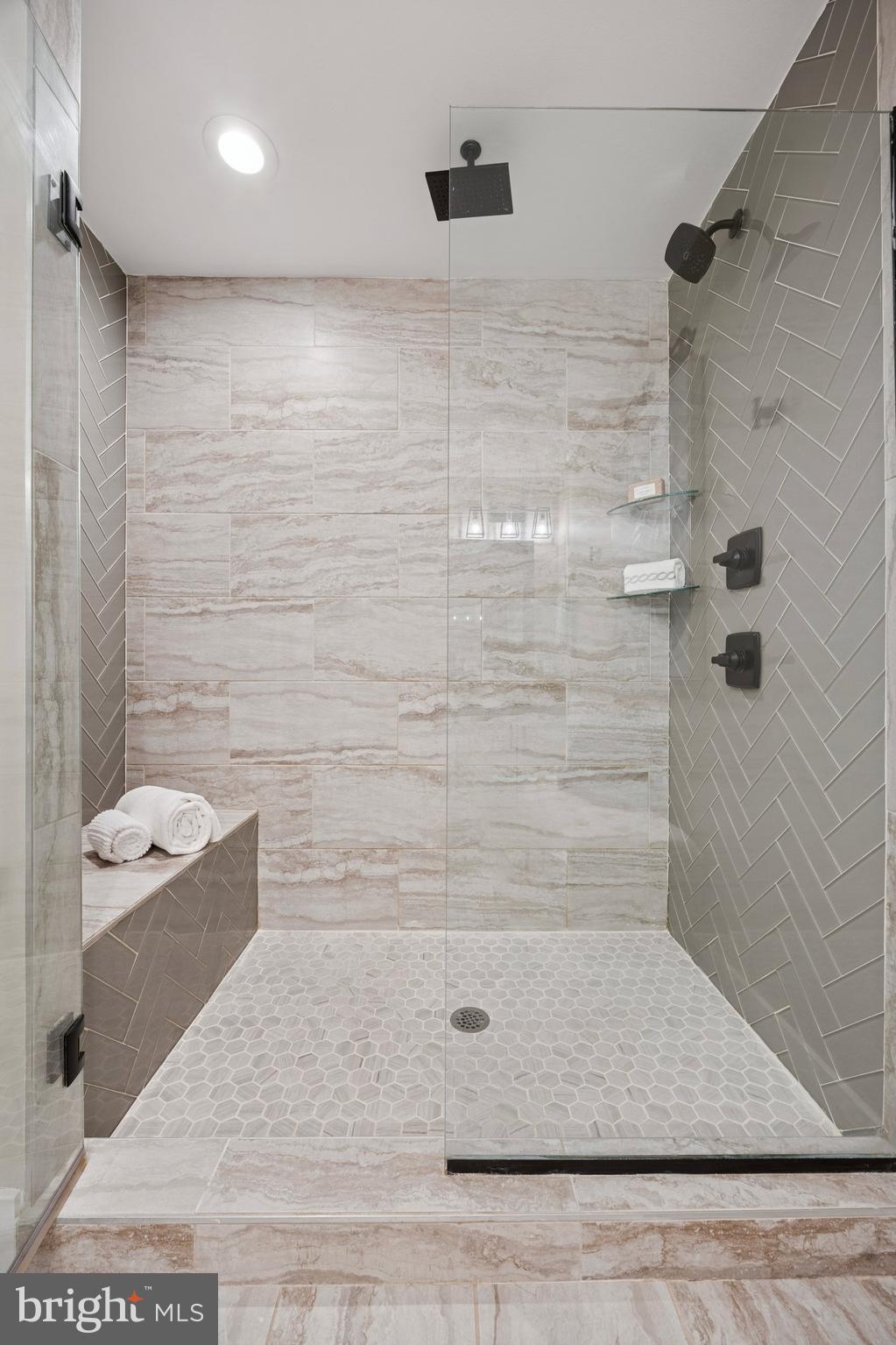 BEATTY HILLS - Residential