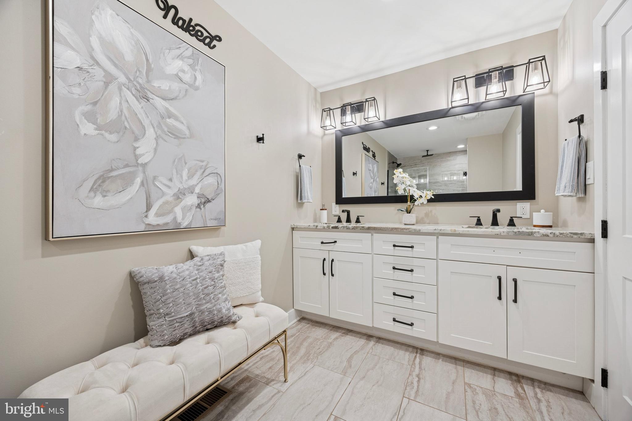 BEATTY HILLS - Residential