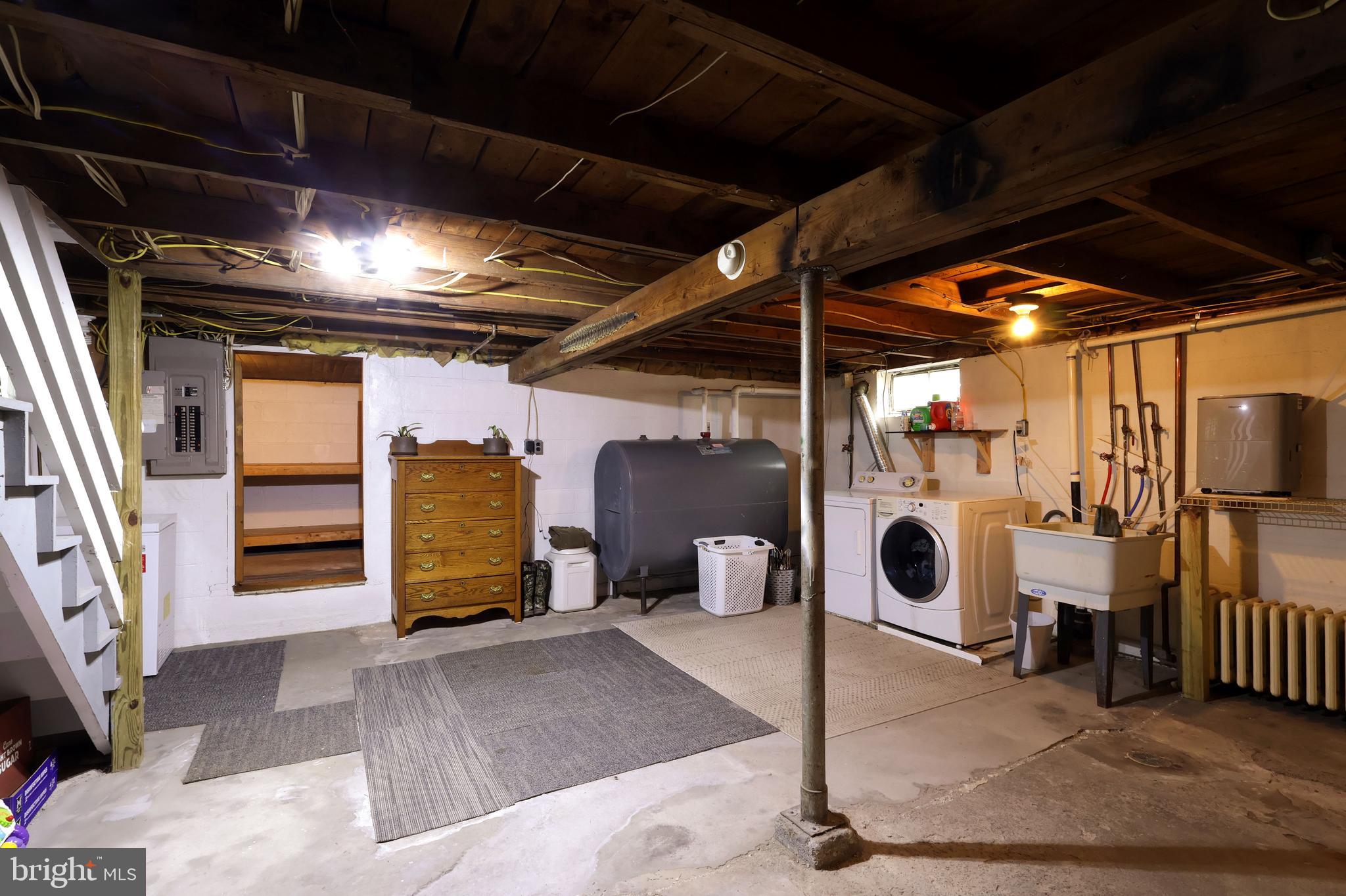 PINE GROVE MILLS - Residential