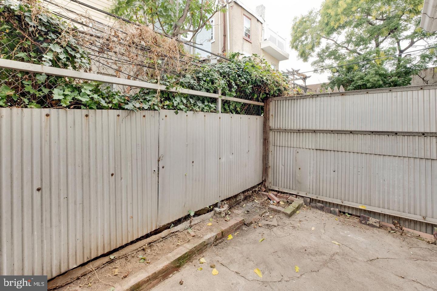 OLDE KENSINGTON - Residential Lease