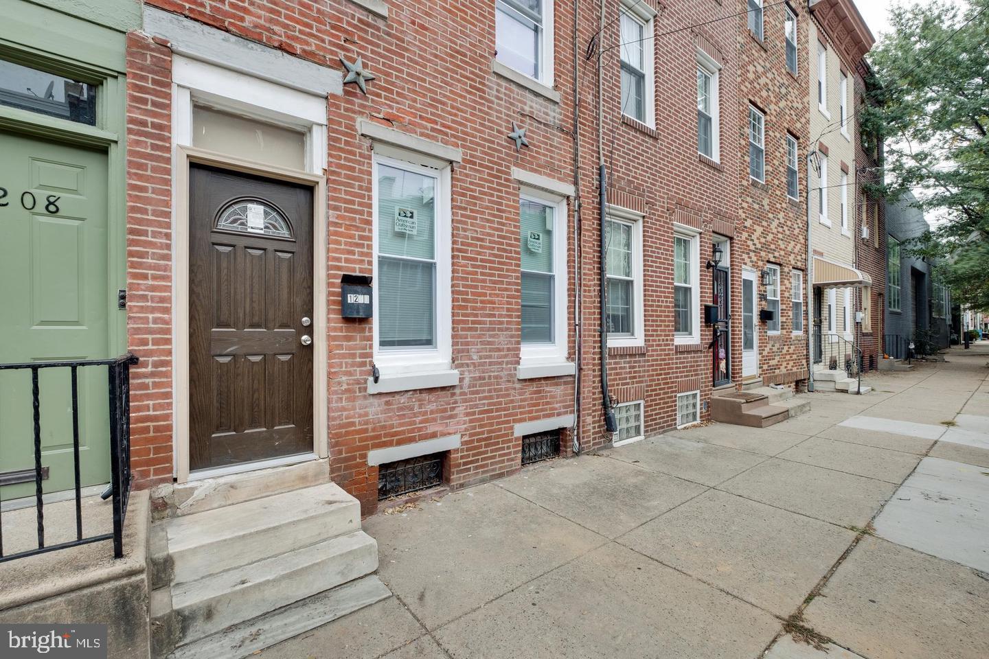 OLDE KENSINGTON - Residential Lease