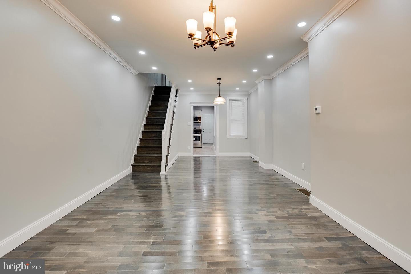 OLDE KENSINGTON - Residential Lease