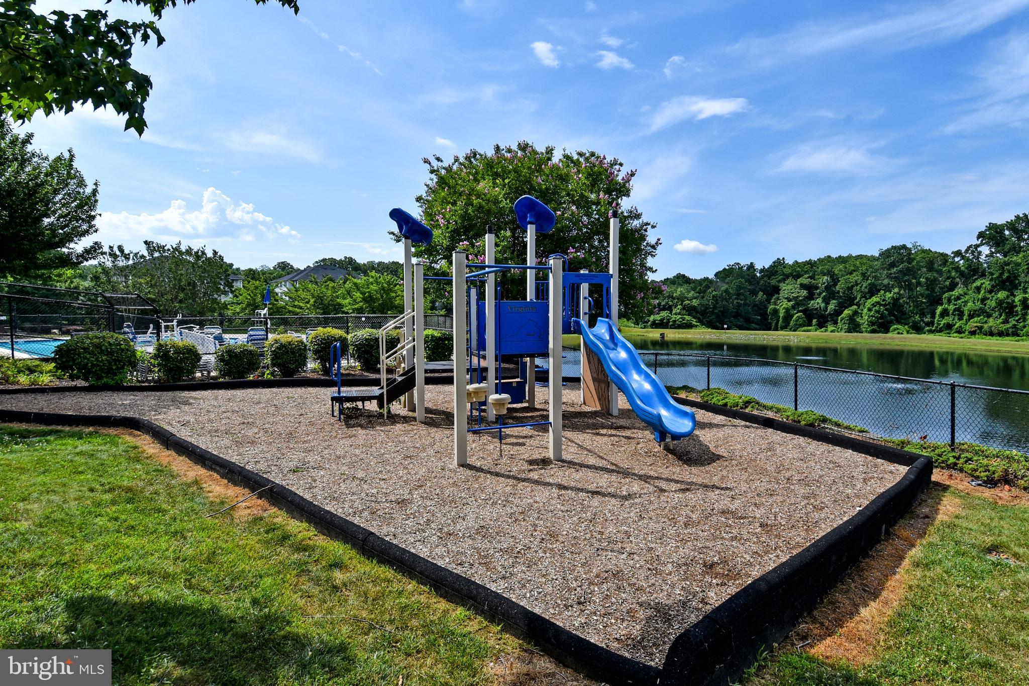 PRINCE WILLIAM COMMONS - Residential Lease