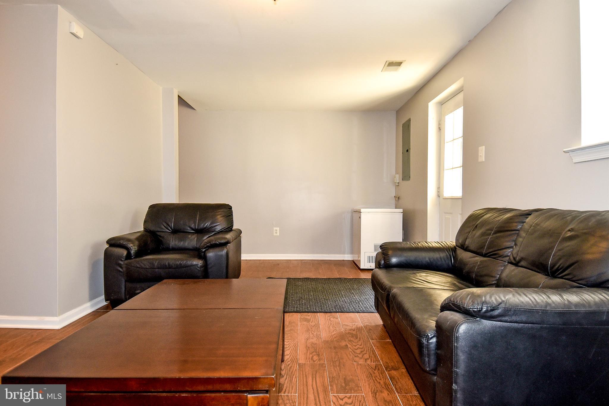 PRINCE WILLIAM COMMONS - Residential Lease