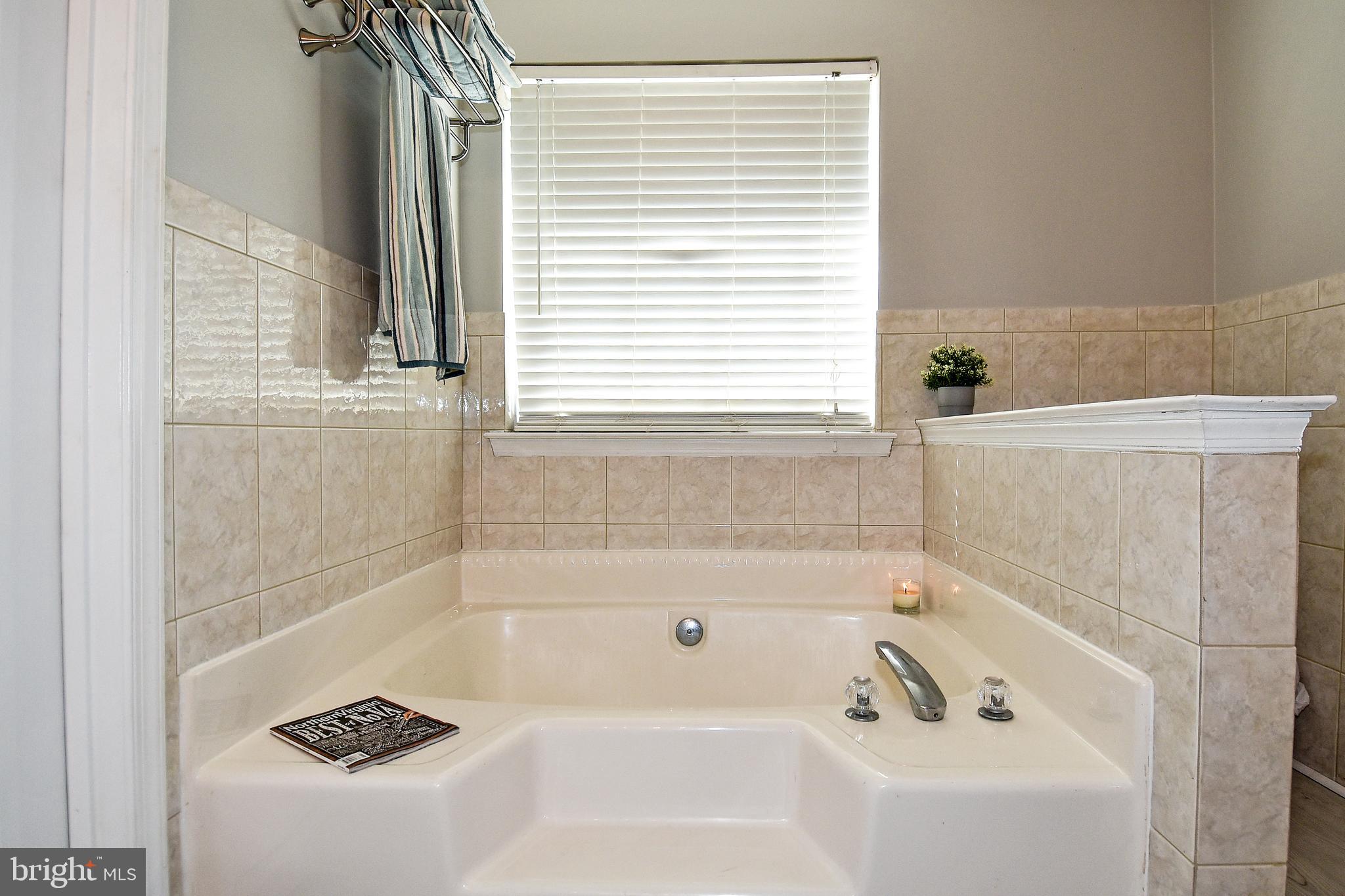 PRINCE WILLIAM COMMONS - Residential Lease