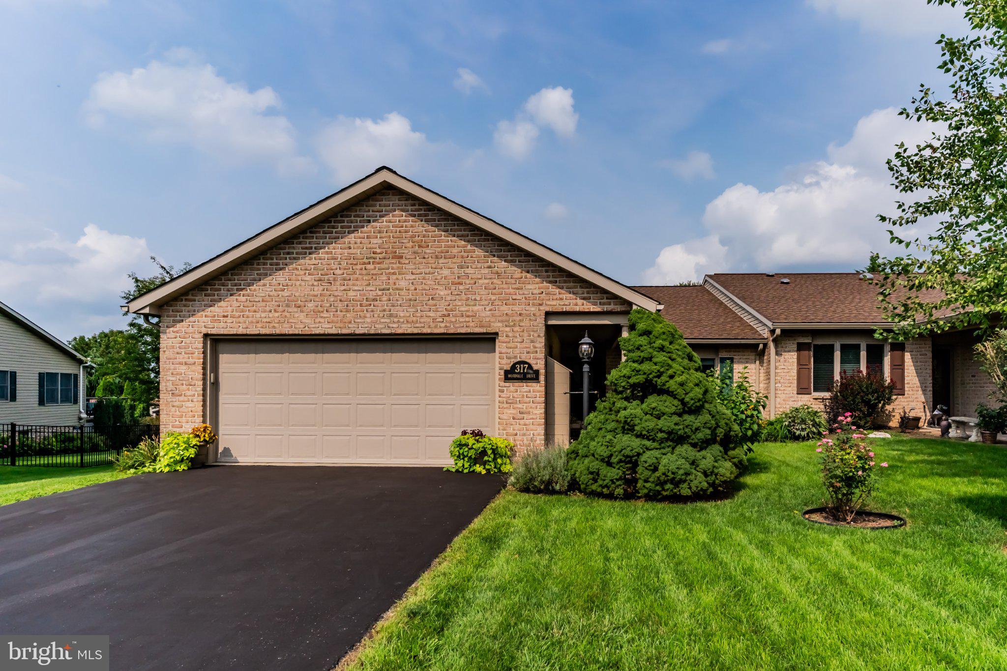 317 WOODVALE DRIVE