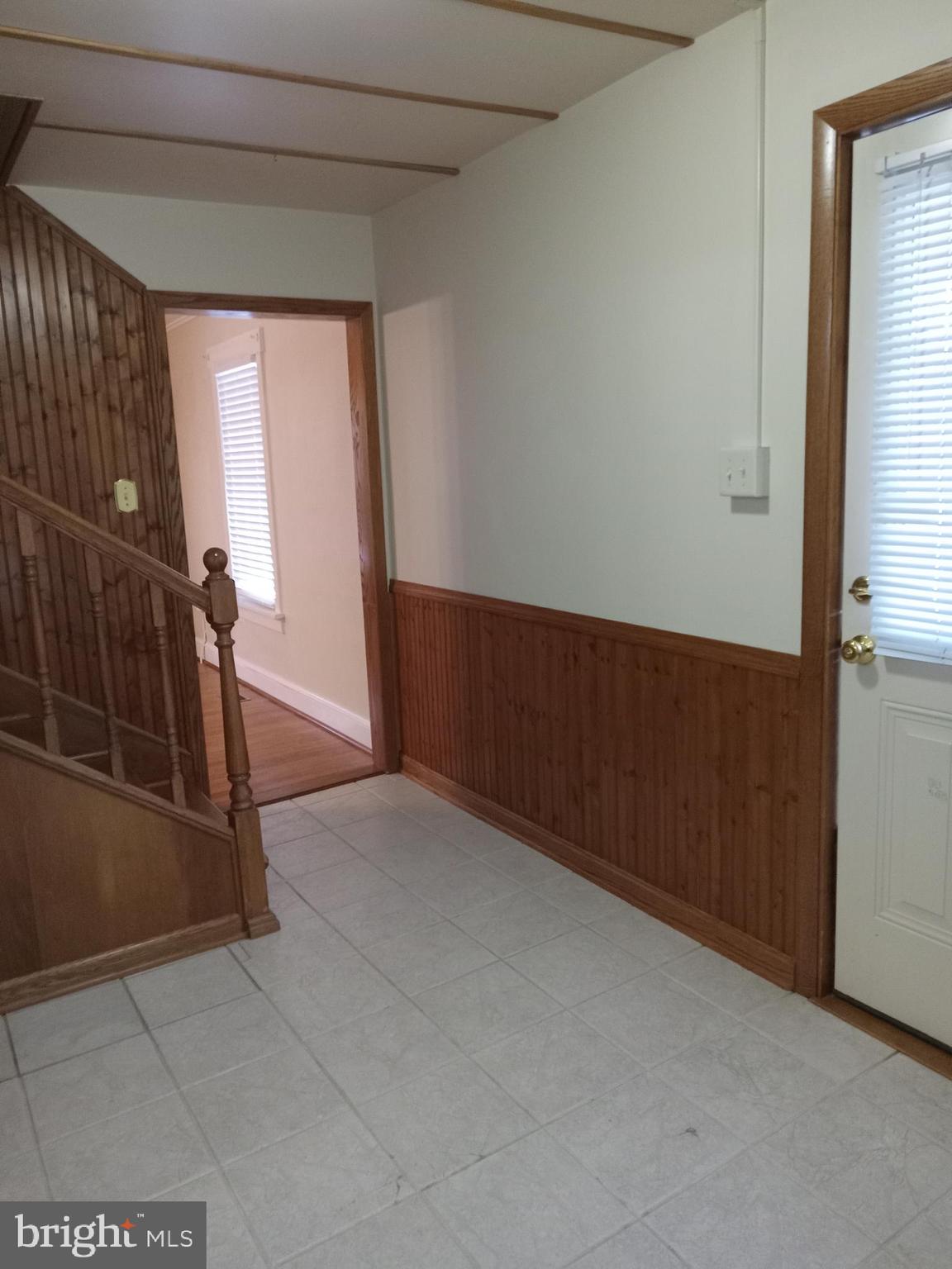 MAUGANSVILLE - Residential Lease