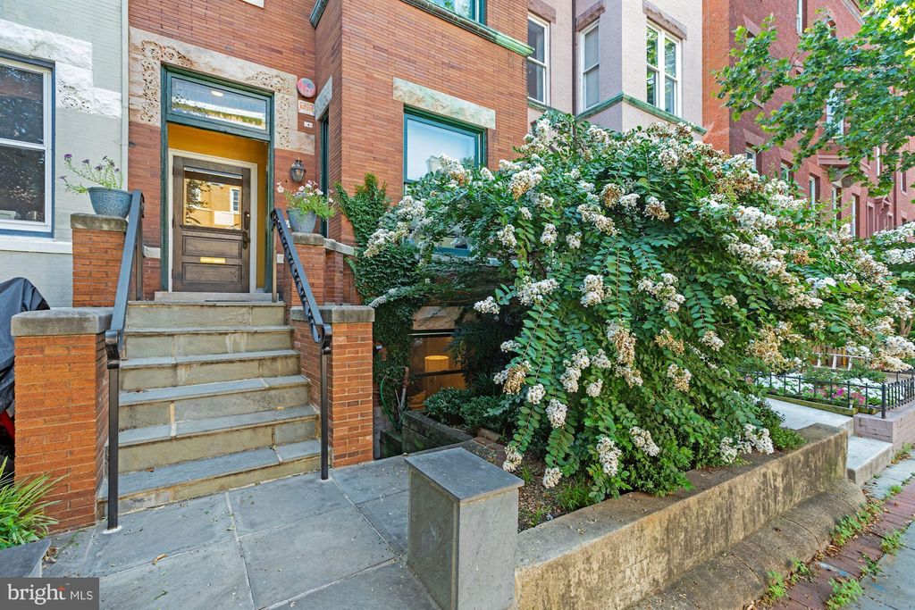 Photo of 1713 18th Street NW #B, WASHINGTON, DC 20009 (MLS # DCDC2217372)