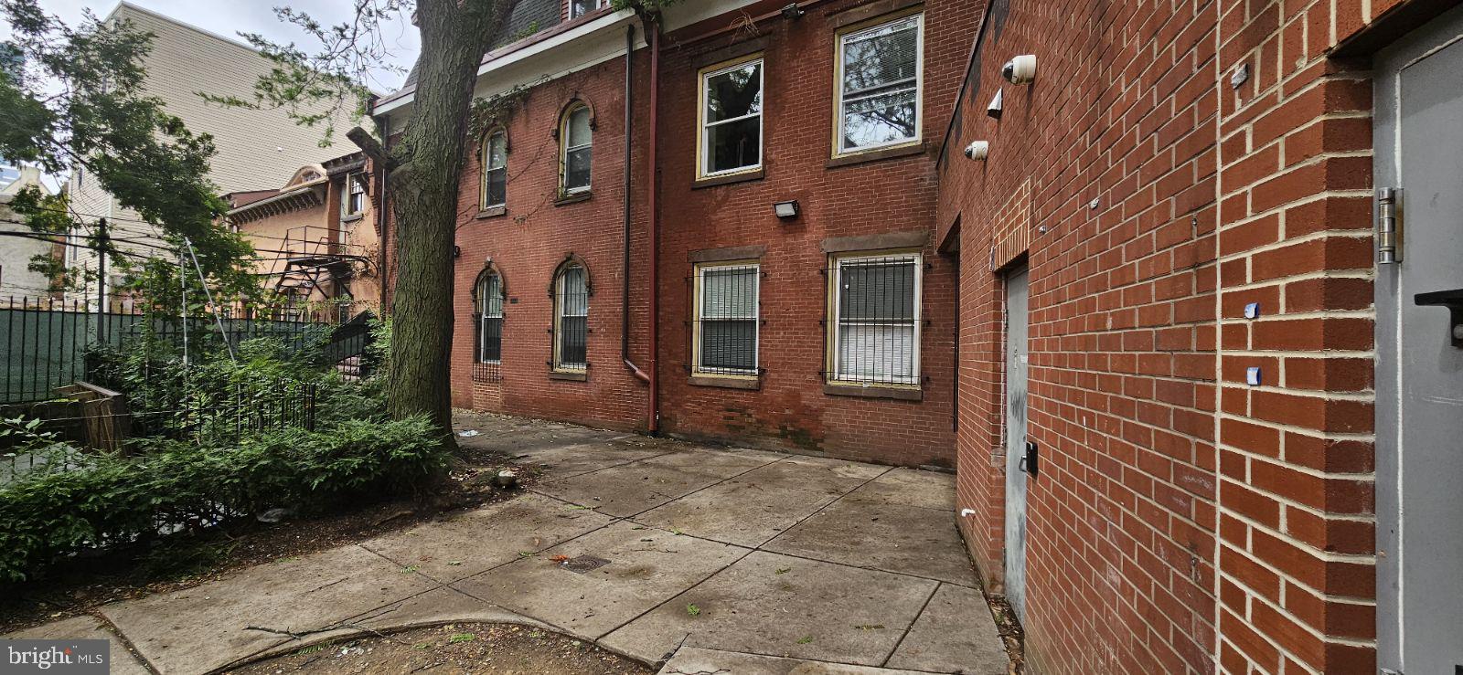TEMPLE UNIVERSITY - Commercial Sale