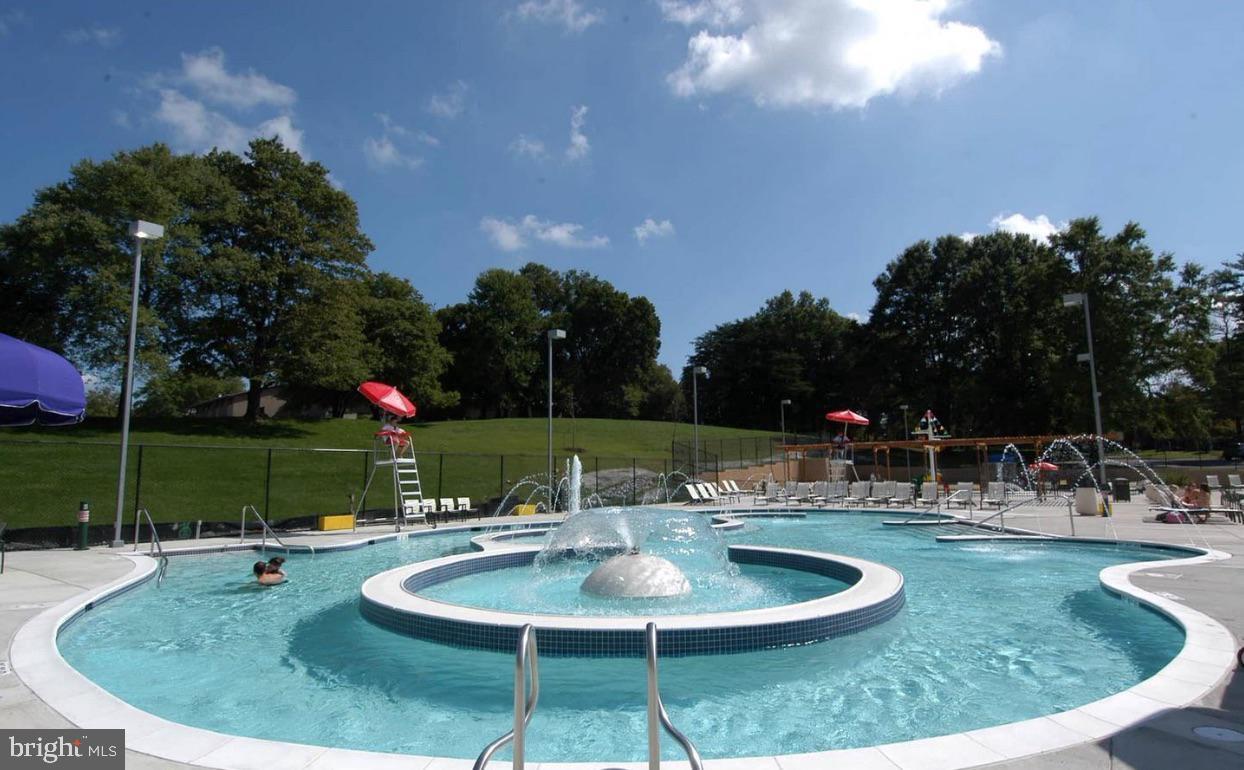 MONTROSE - Residential Lease