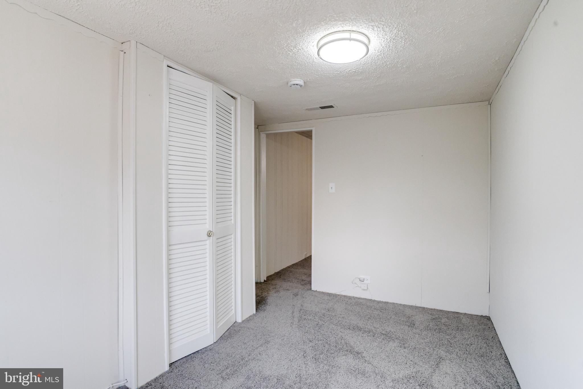 WASHINGTON VILLAGE - Residential