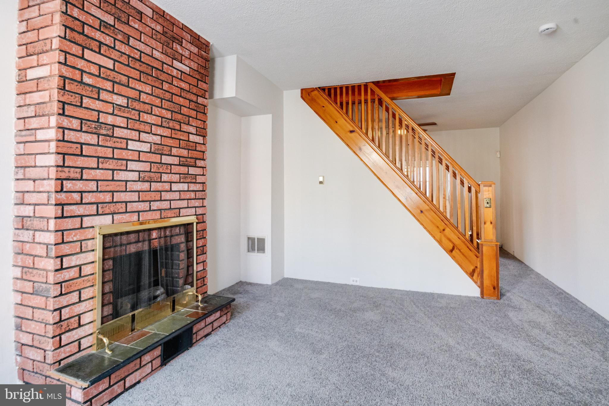 WASHINGTON VILLAGE - Residential