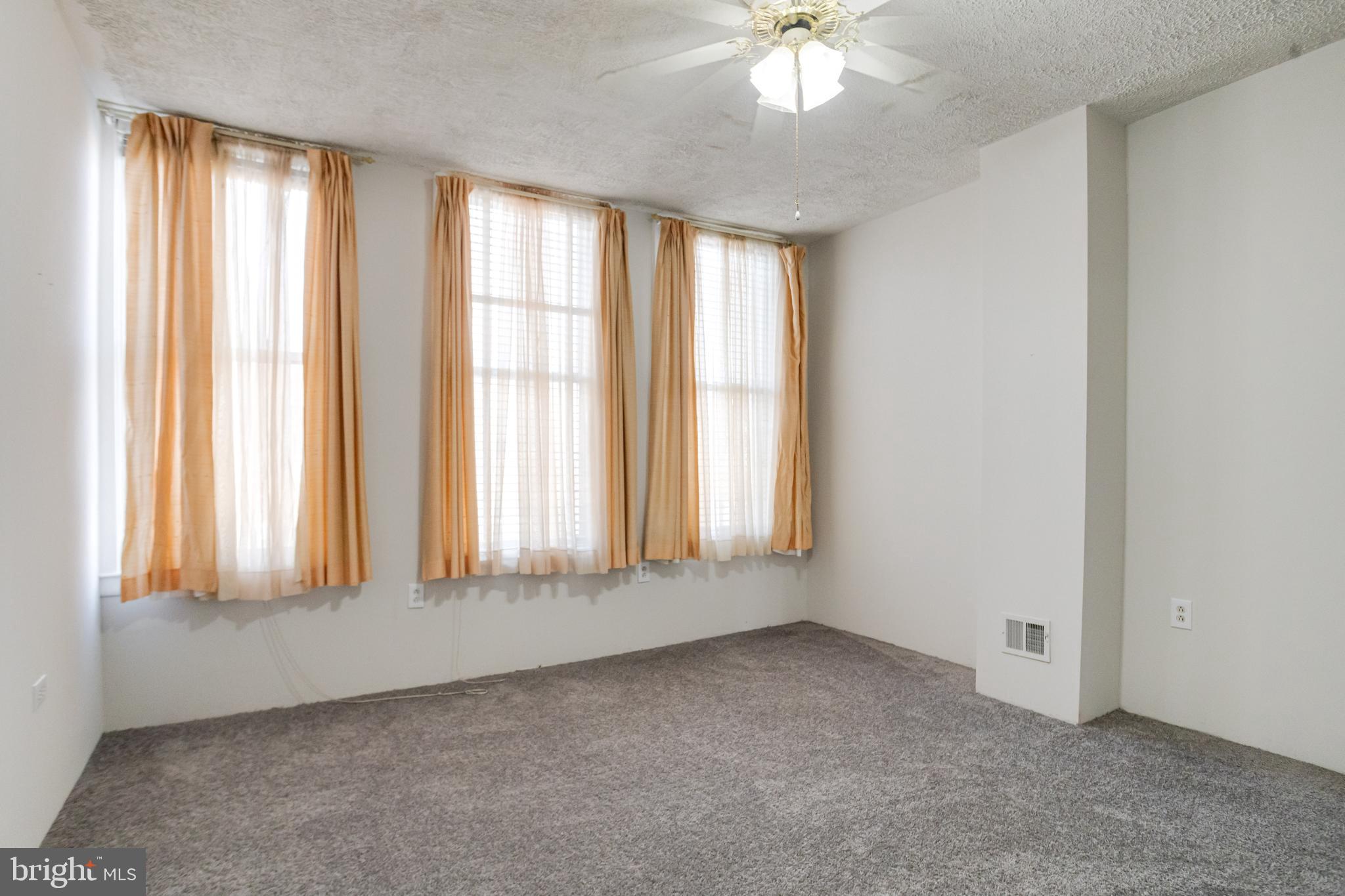 WASHINGTON VILLAGE - Residential