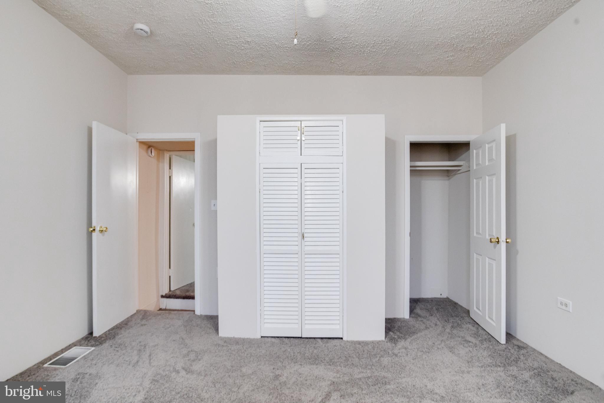 WASHINGTON VILLAGE - Residential