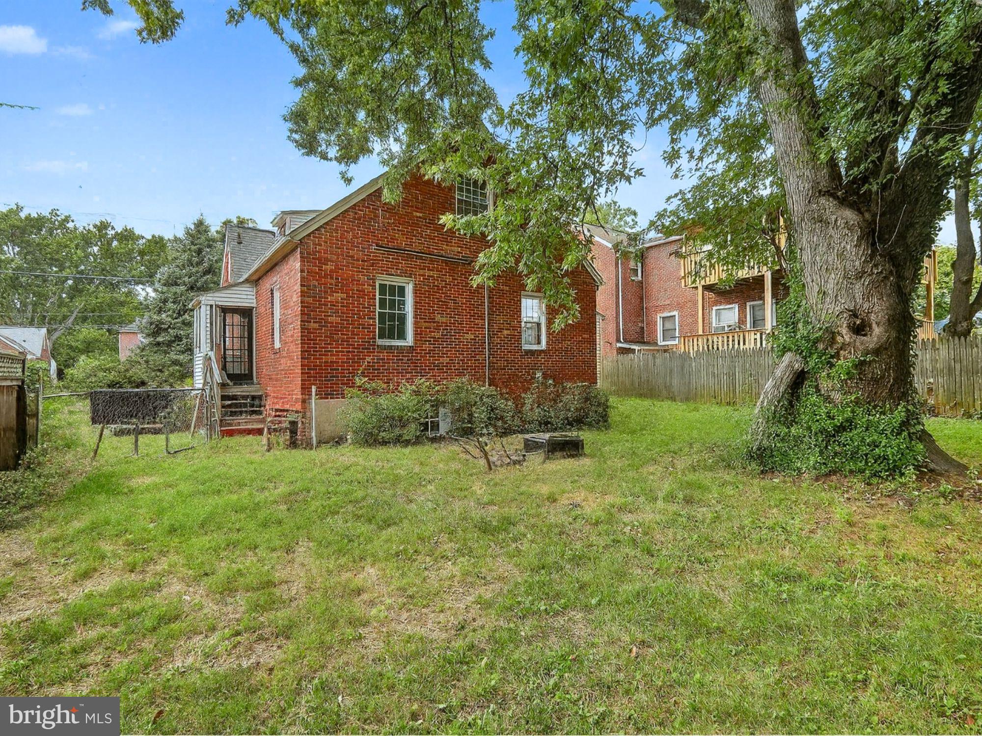 INDIAN SPRING PARK - Residential