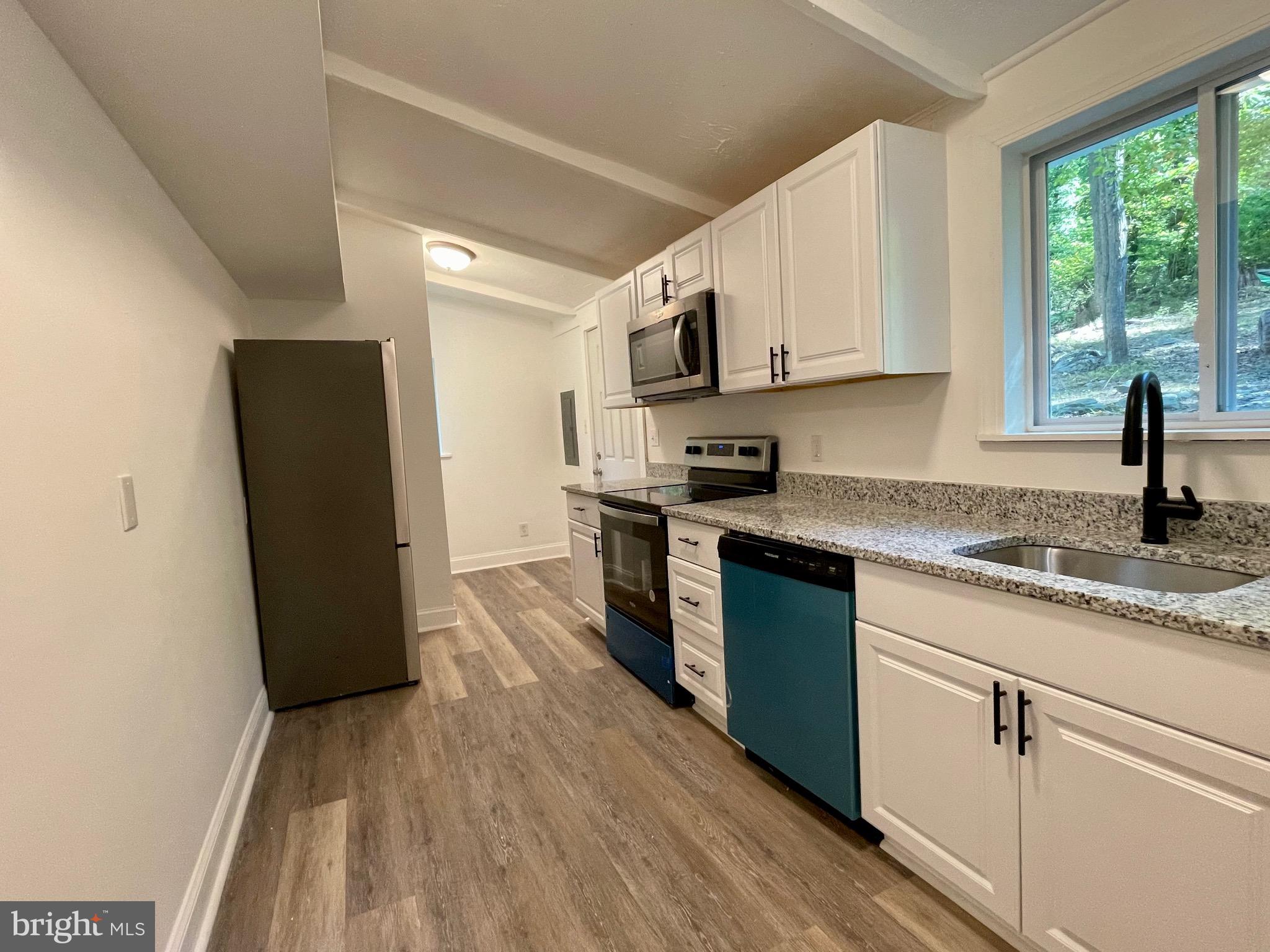 WESTRIDGE HILLS - Residential