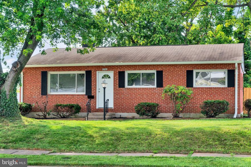 Great location!!! Cozy and welcoming, just renovated home, in Catonsville. Close to major roads, restaurants and shopping areas. This 3 BR home with lots of natural light, good size rooms, large back yard and long concrete driveway.