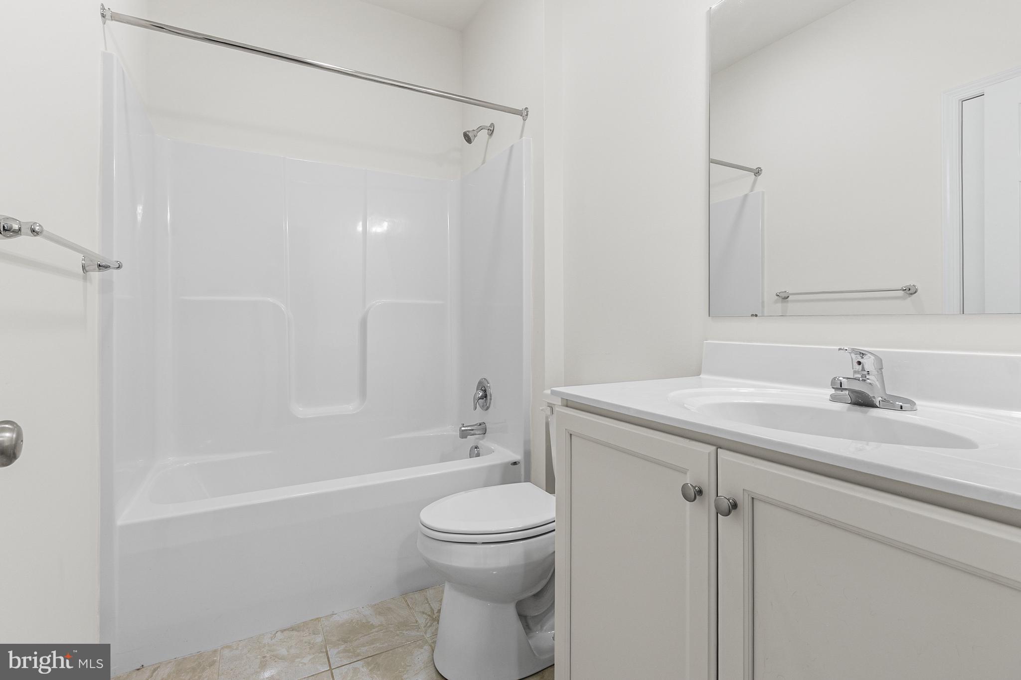 HARLOW POINTE - Residential
