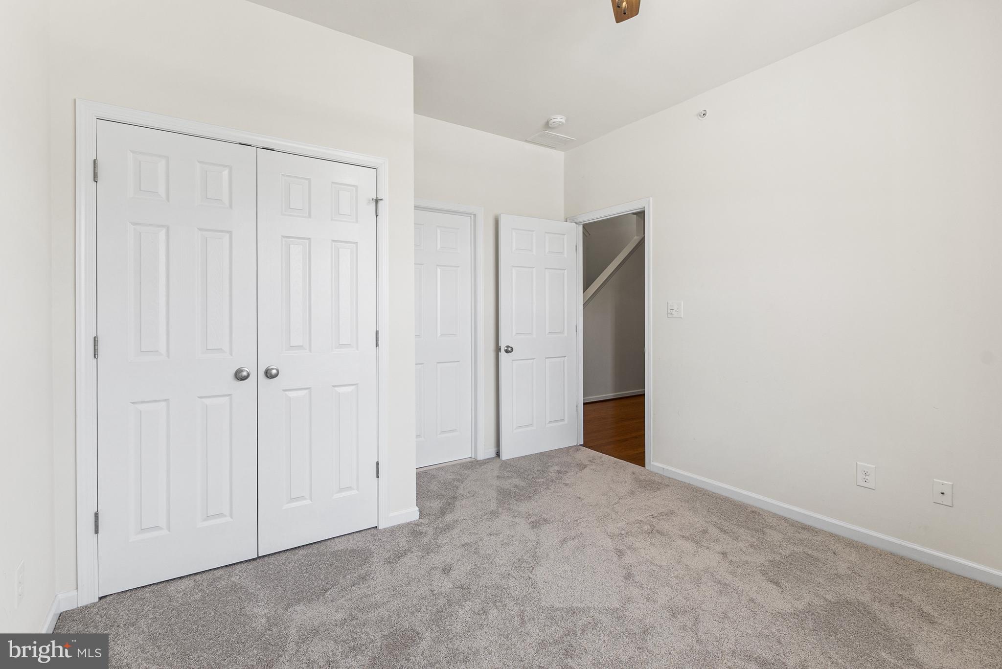 HARLOW POINTE - Residential