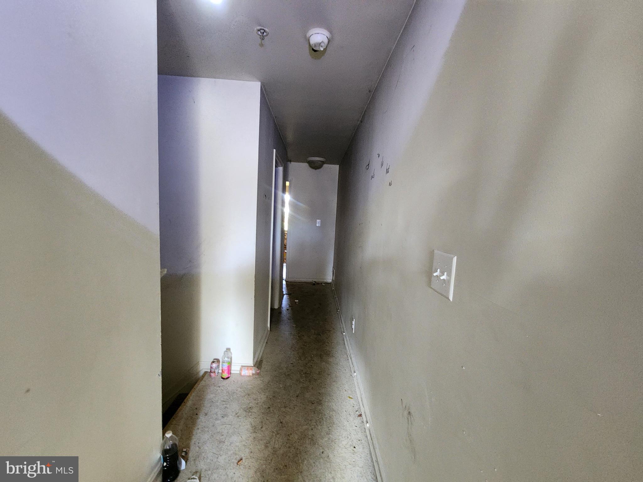 SANDTOWN-WINCHESTER - Residential