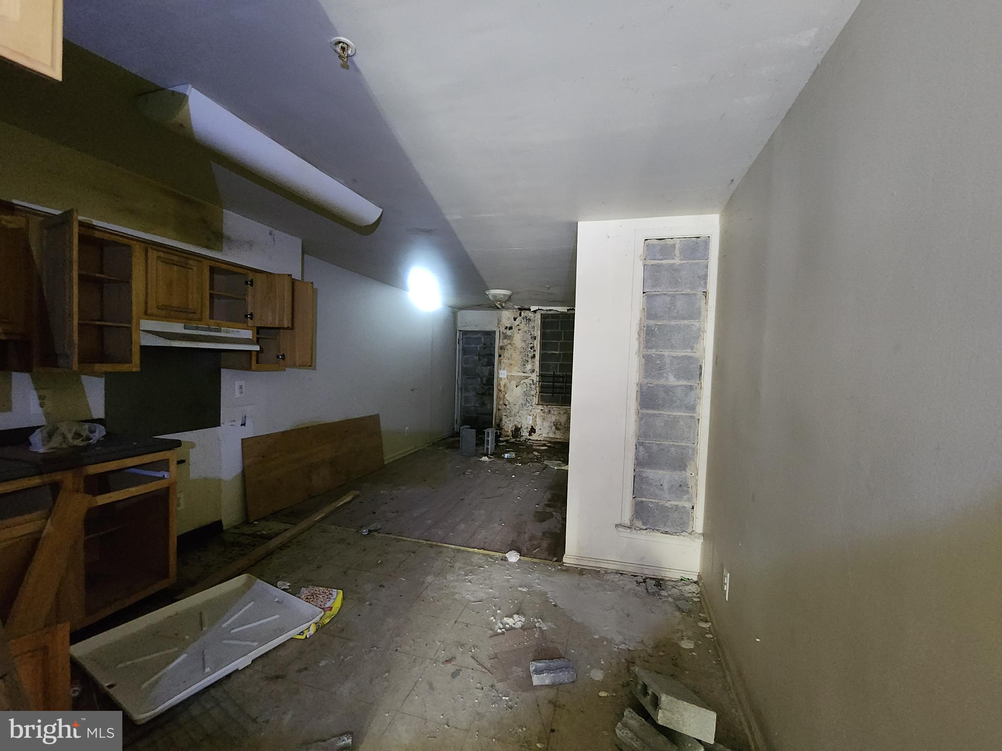 1150 N CARROLLTON AVENUE