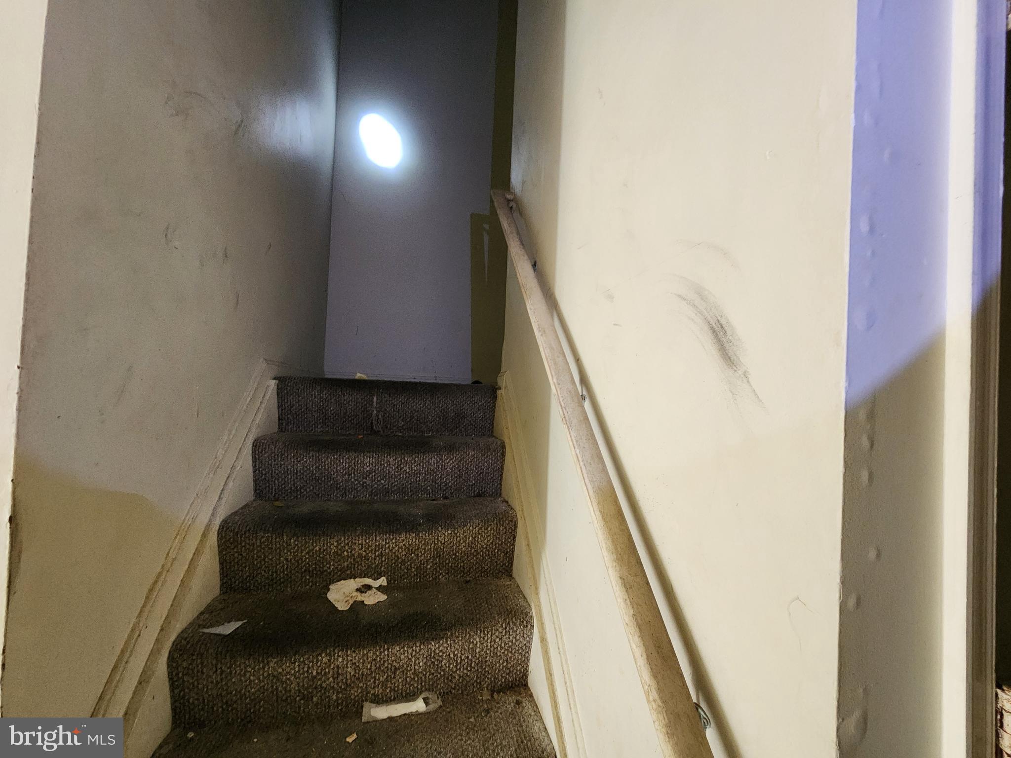 SANDTOWN-WINCHESTER - Residential