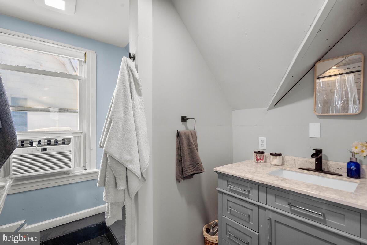 ANNAPOLIS - Residential