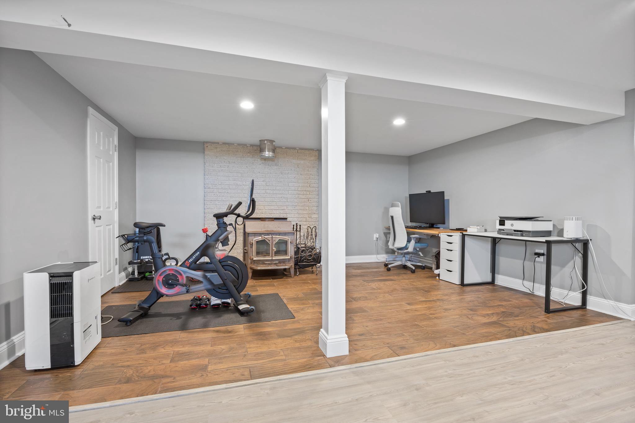 PERRY HALL VILLAGE - Residential