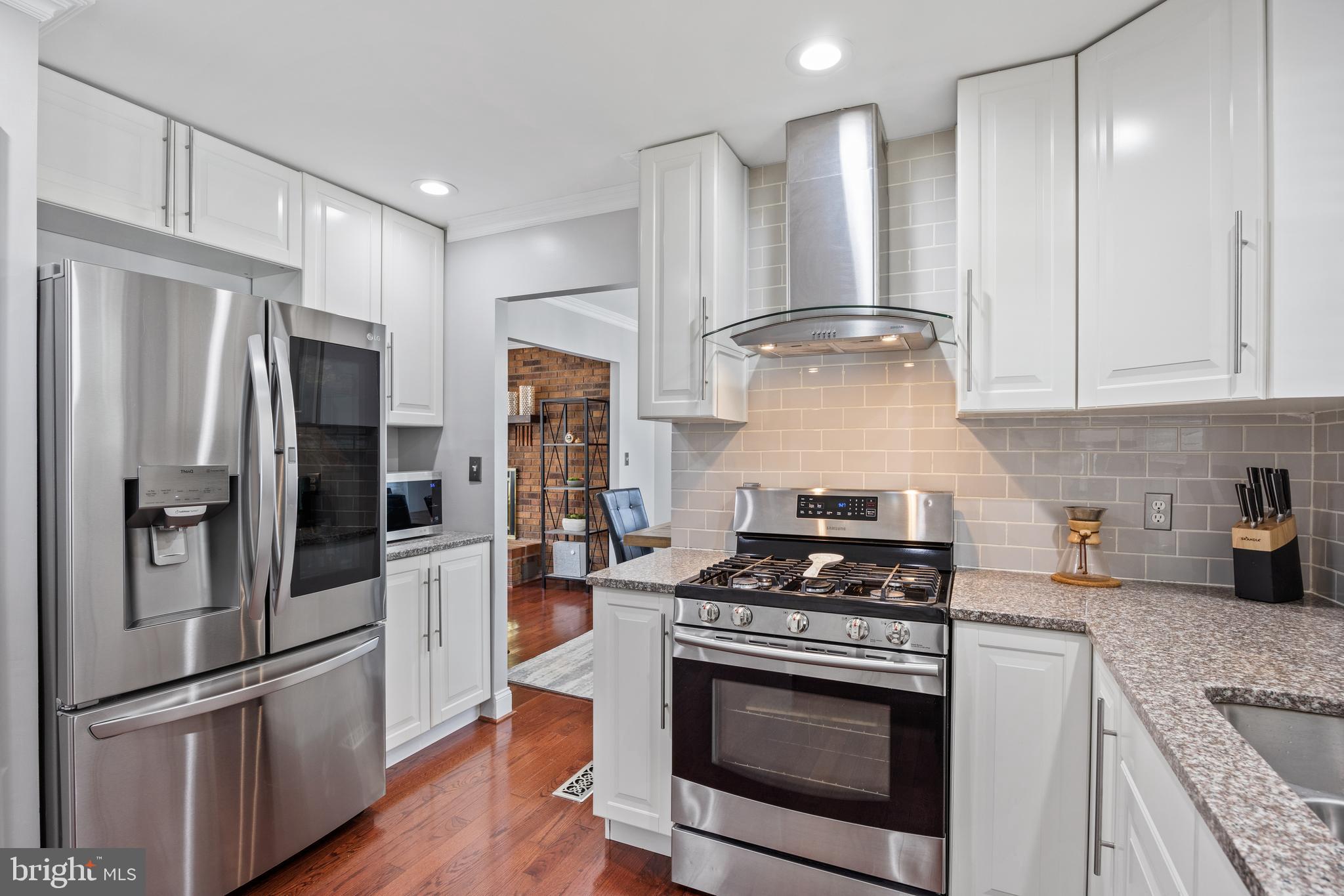 PERRY HALL VILLAGE - Residential