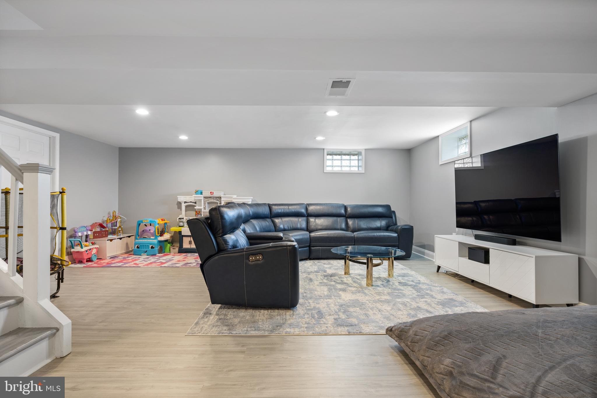 PERRY HALL VILLAGE - Residential