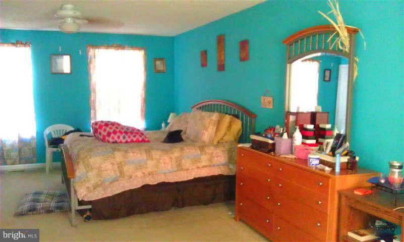 WALNUT POINT - Residential