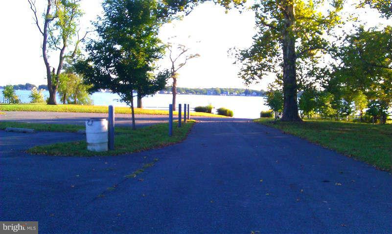 WALNUT POINT - Residential