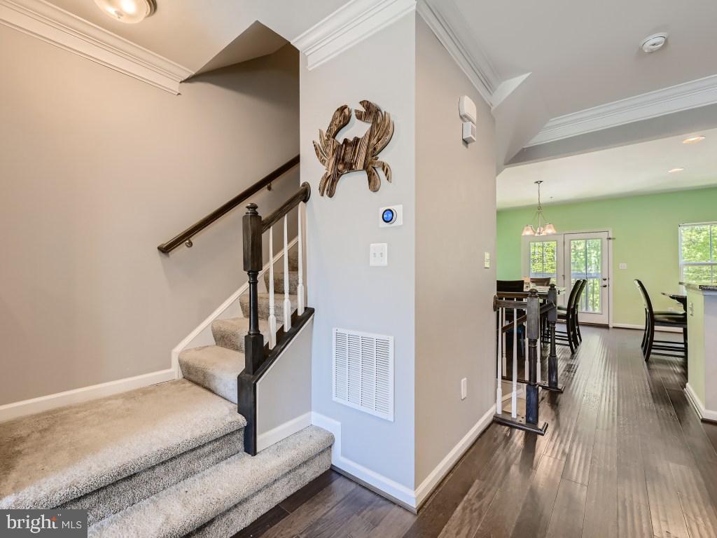 CREEKSIDE VILLAGE AT TANYARD SPRINGS - Residential