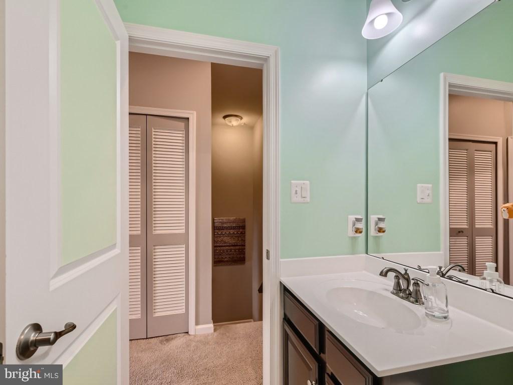 CREEKSIDE VILLAGE AT TANYARD SPRINGS - Residential