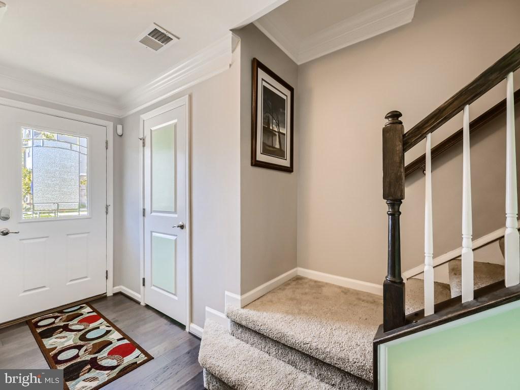 CREEKSIDE VILLAGE AT TANYARD SPRINGS - Residential