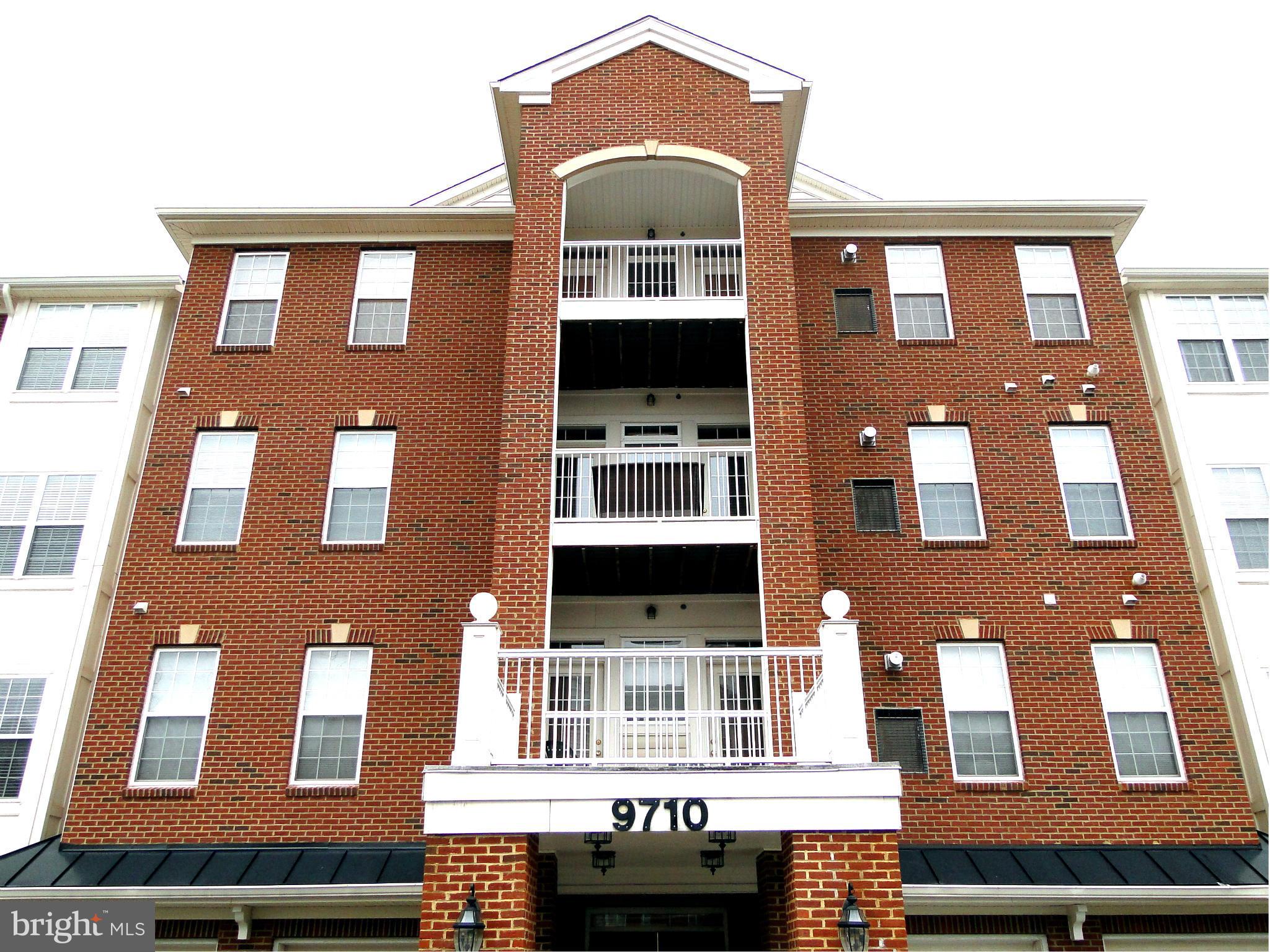 THE RESERVE CONDOMINIUMS - Residential Lease