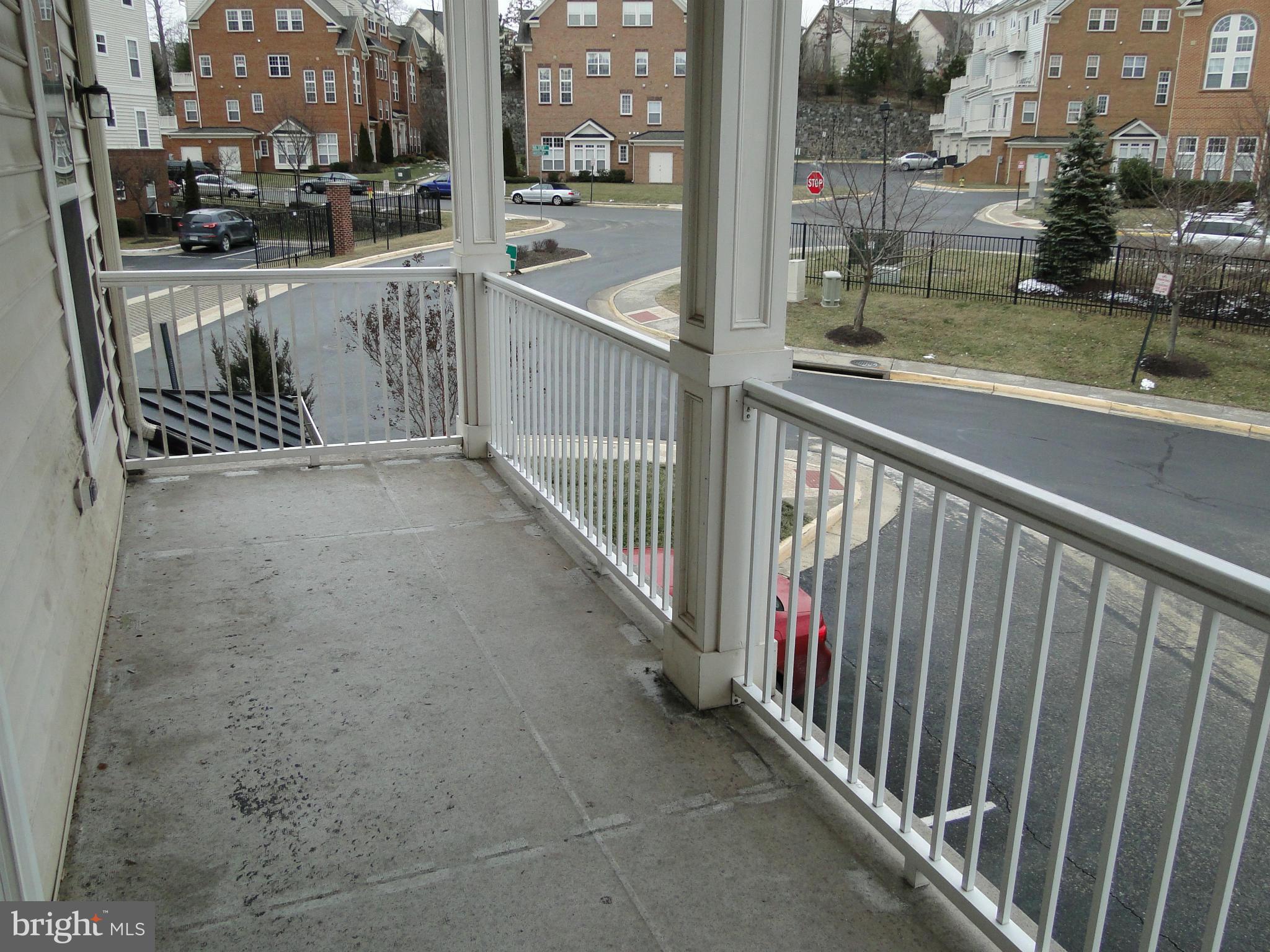 THE RESERVE CONDOMINIUMS - Residential Lease