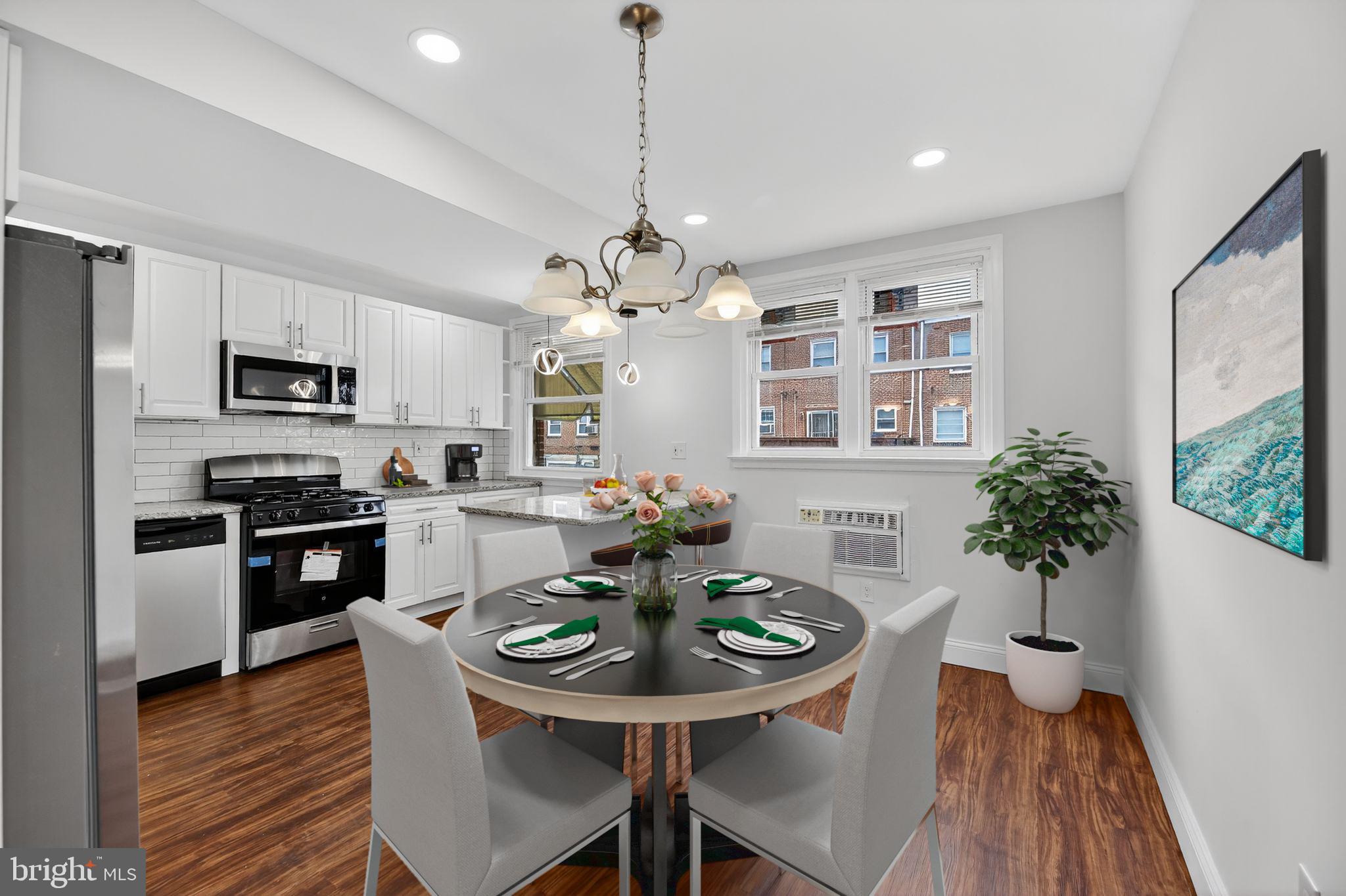 LAWNDALE - Residential