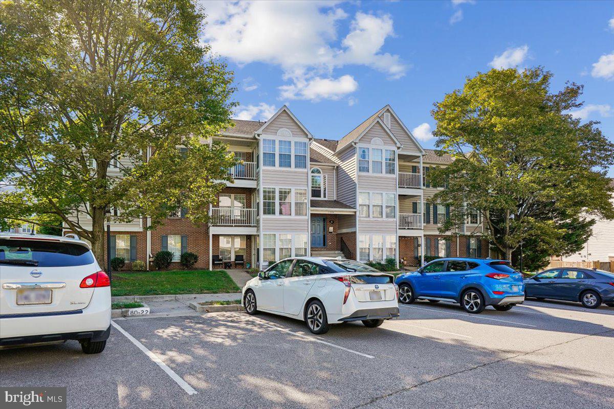 3580 SHERBROOKE CIRCLE 201