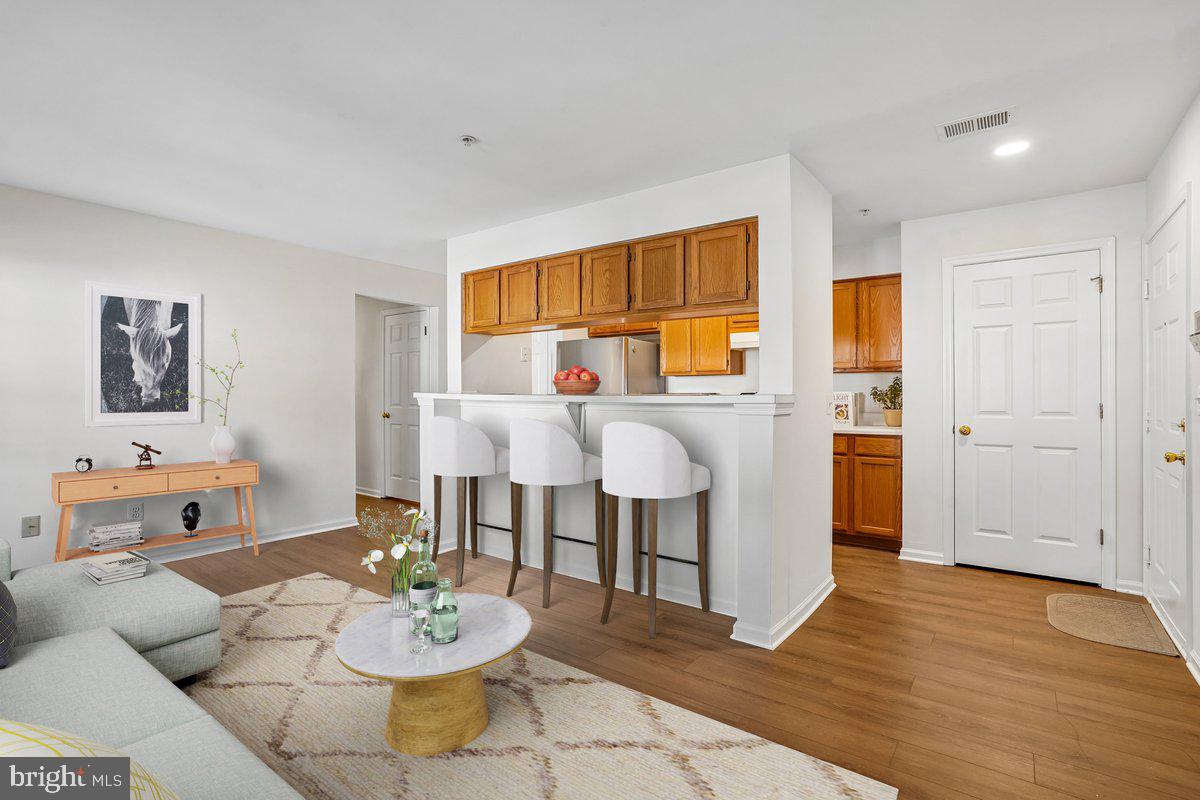 3580 SHERBROOKE CIRCLE 201
