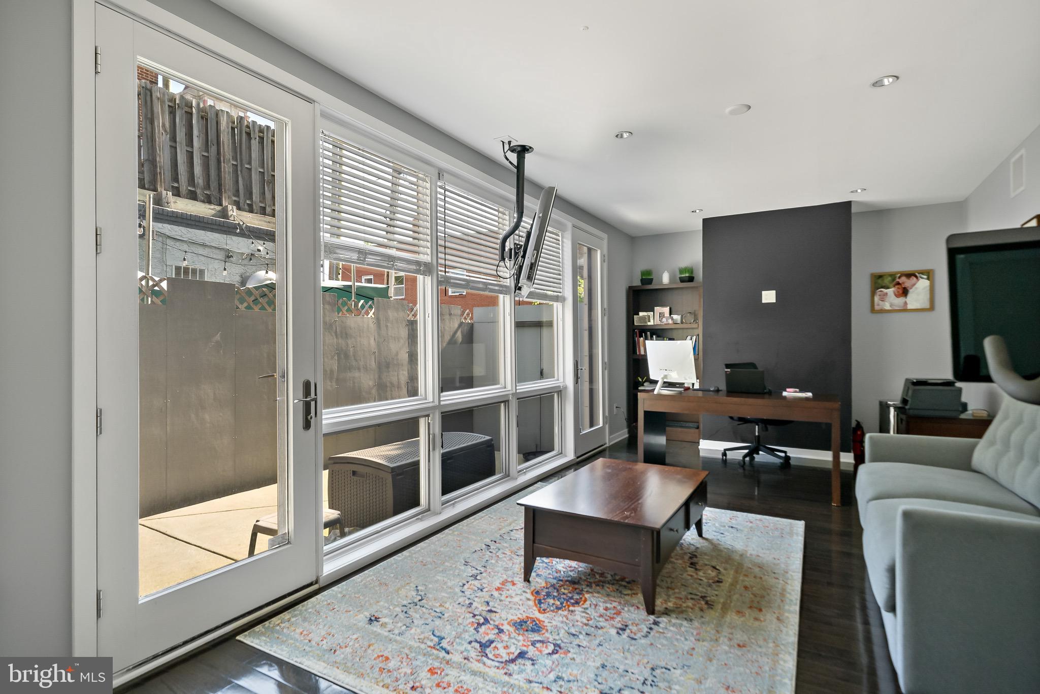 HAWTHORNE - Residential