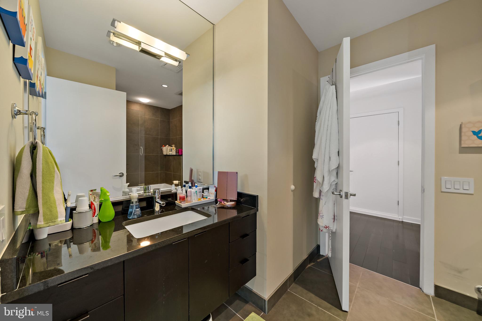 HAWTHORNE - Residential