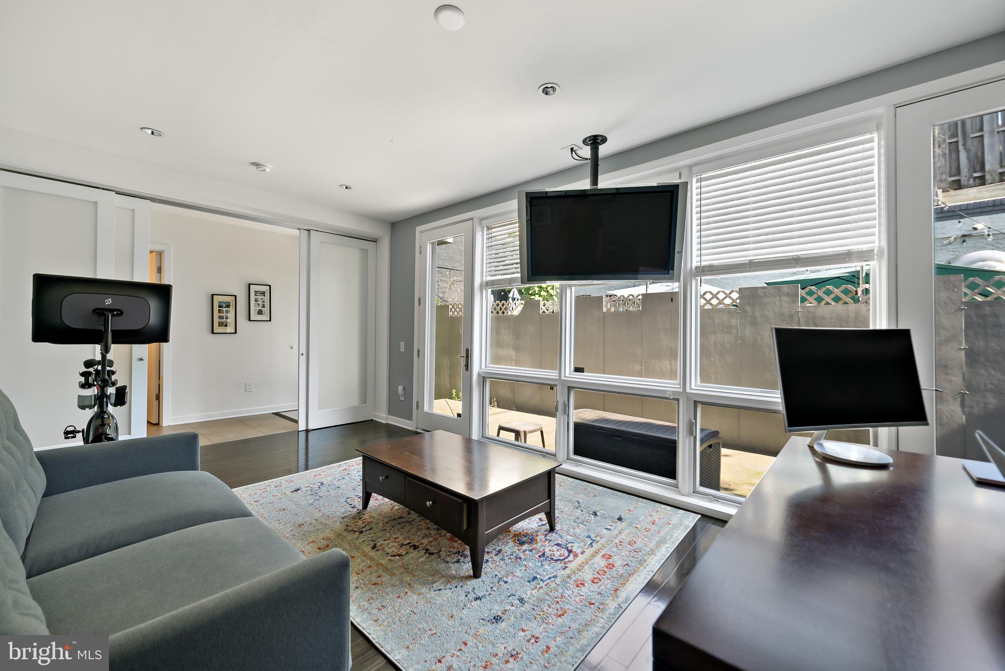 HAWTHORNE - Residential