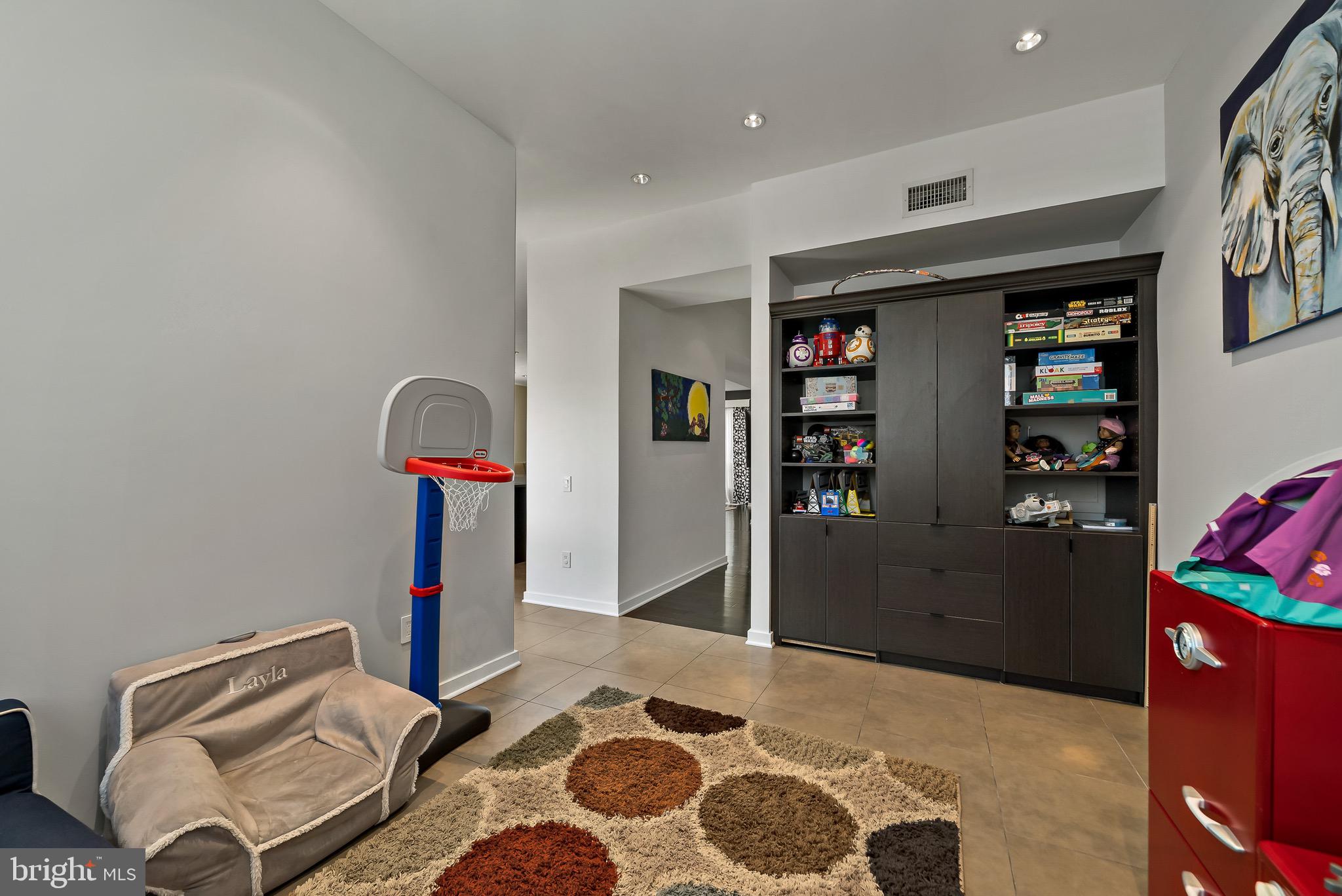 HAWTHORNE - Residential